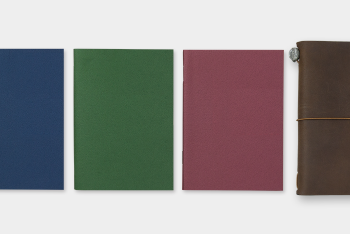 TRAVELER'S notebook Refills Passport Size / トラベラーズノート