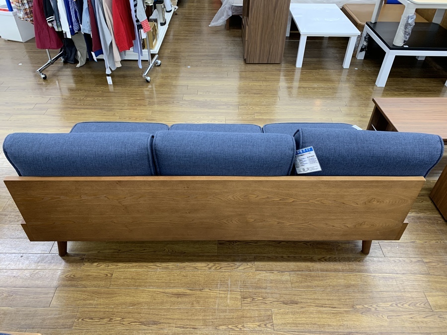 UNICO（ウニコ）のALBERO（アルベロ）3人掛けソファが入荷致しました