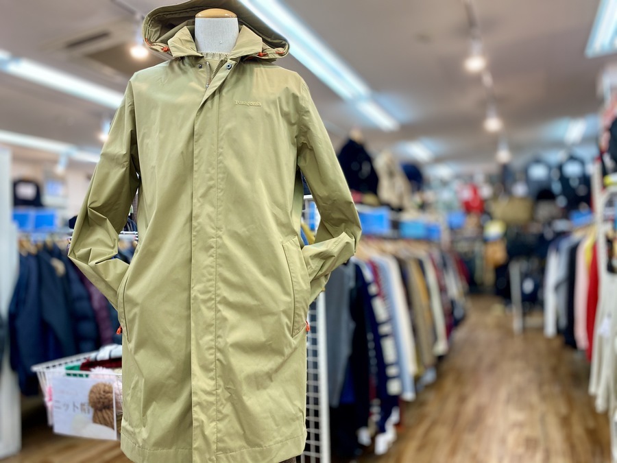 どんな服装にも合う♪】Patagonia(パタゴニア)のフォグバンクトレンチ