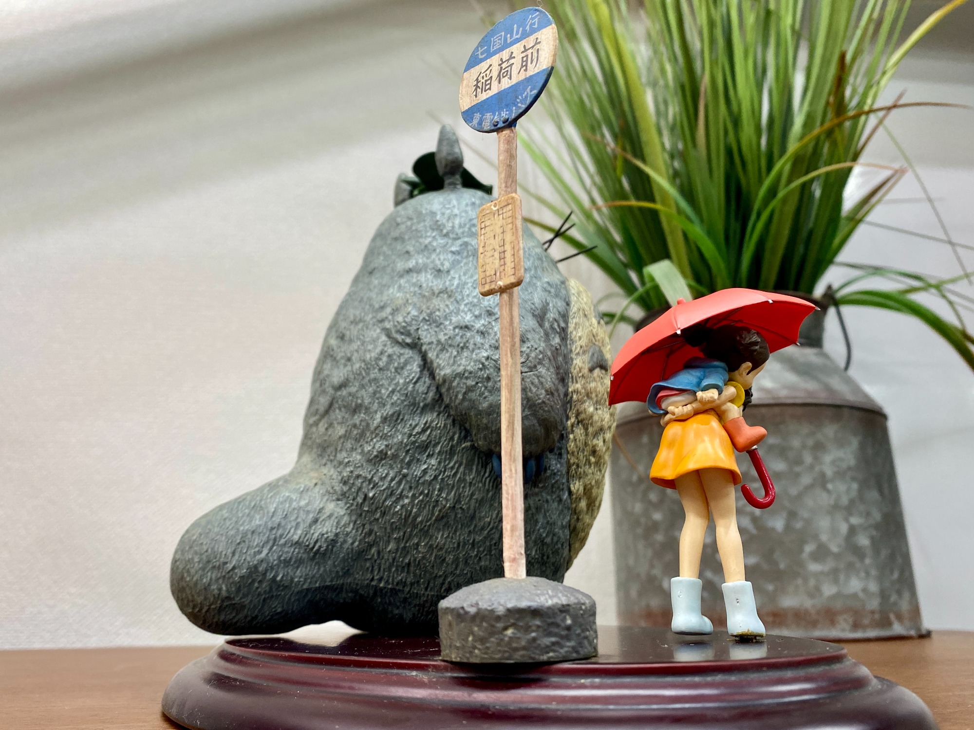 超リアルな再現！】COMINICA(コミニカ)となりのトトロのフィギュアが