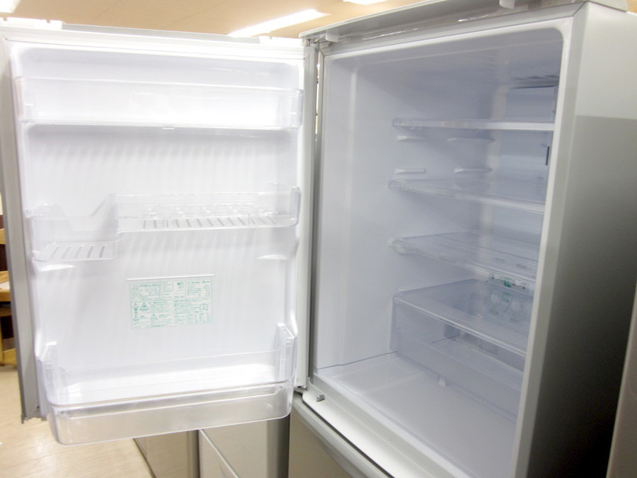 SHARP(シャープ)の350L 3ドア冷蔵庫 2019年製「SJ-W351E」｜2019年12月