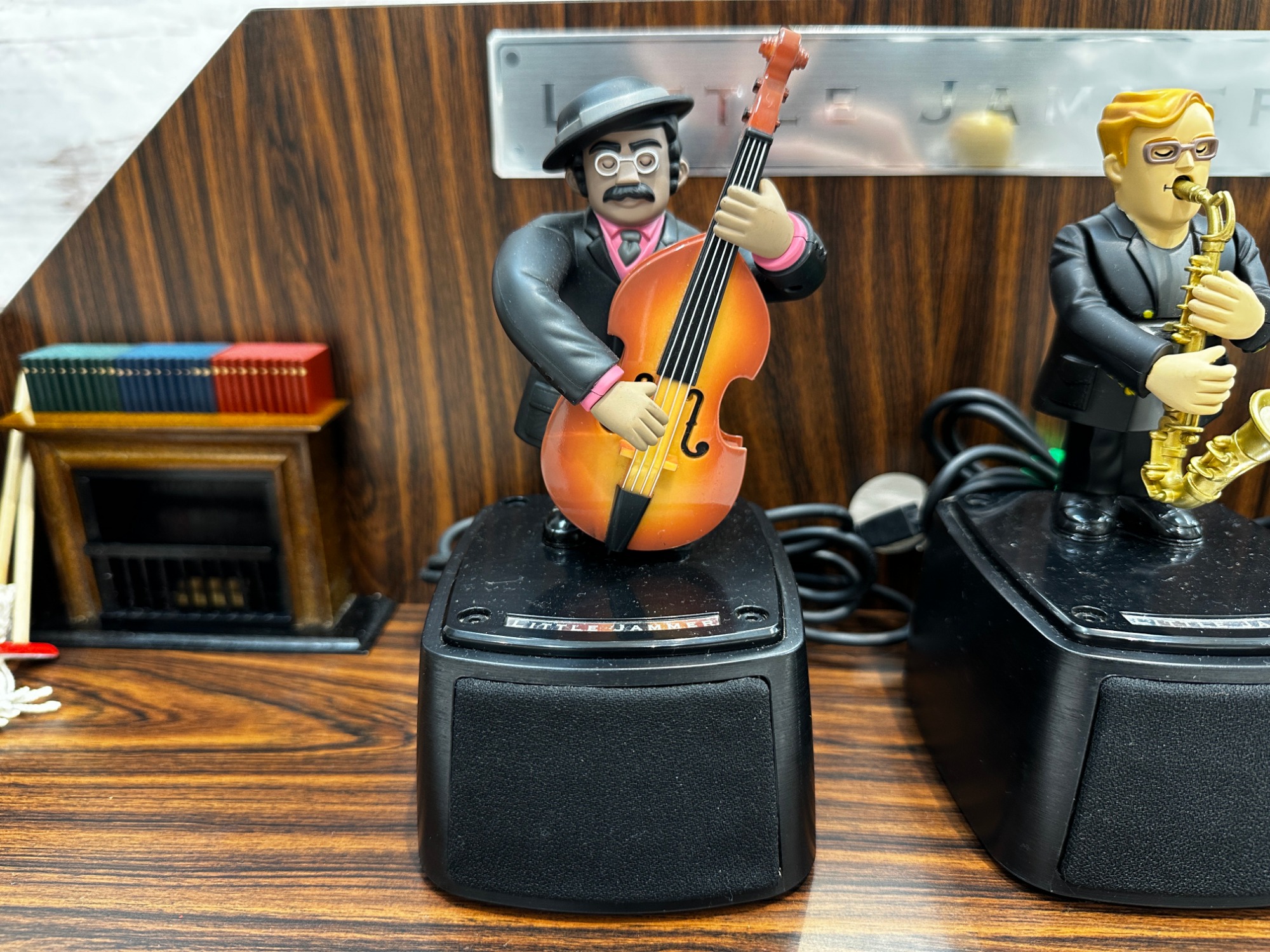 LITTLE JAMMER/リトルジャマー】演奏フィギュア5体&専用ディスプレイ