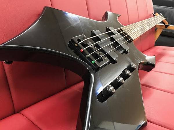 B.C.richの変形4弦ベース入荷情報！【八尾店】｜2017年02月26日