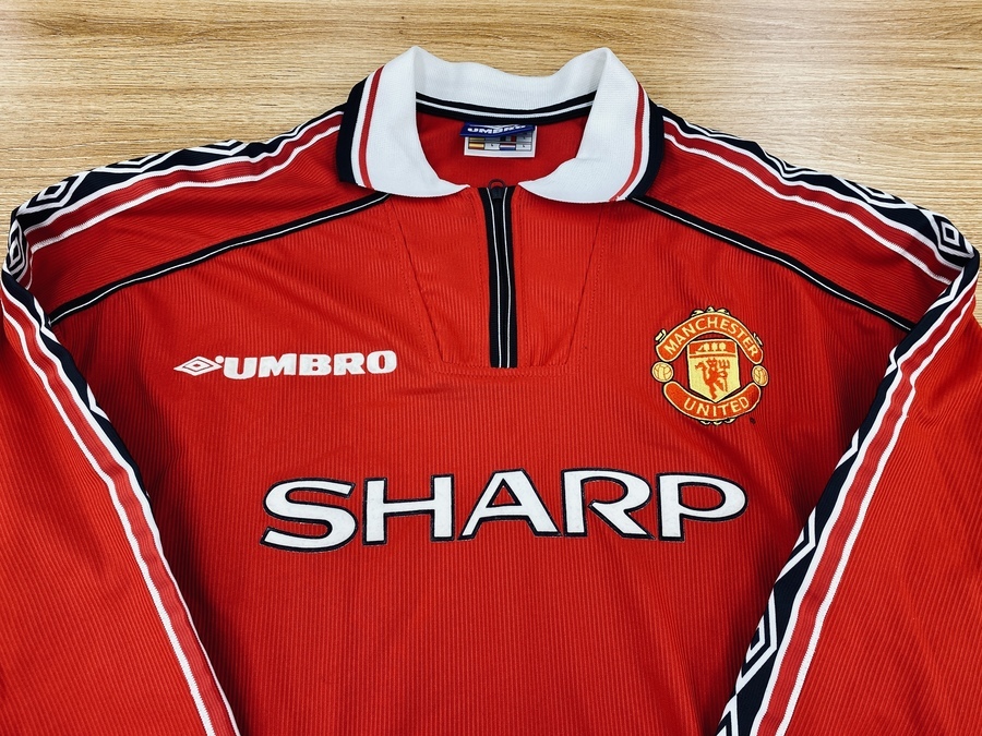マンチェスターユナイテッド 1998-2000 SHARPスポンサー期のホーム