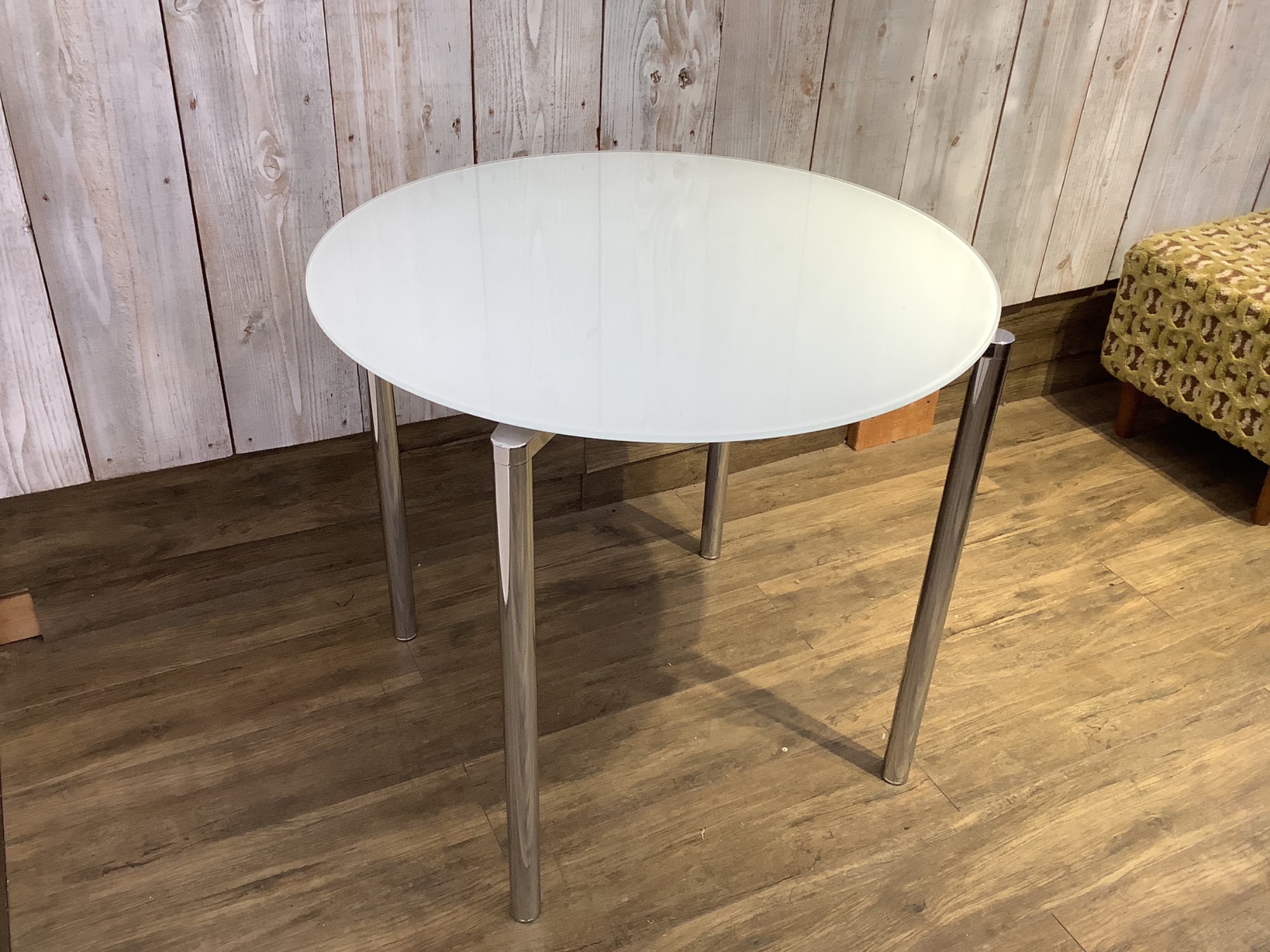 Fritz Hansen（フリッツハンセン）】デンマーク製のコンパクトなカフェ