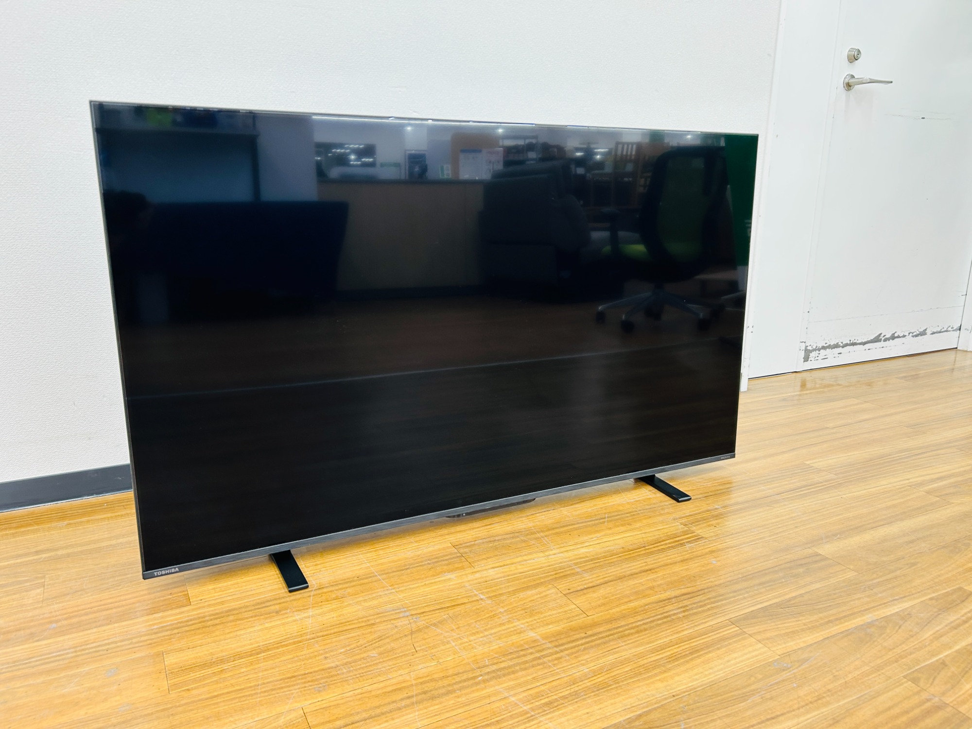 大満足の55インチ！！ 】レグザの23年製、4K液晶テレビ(55Z570L)が