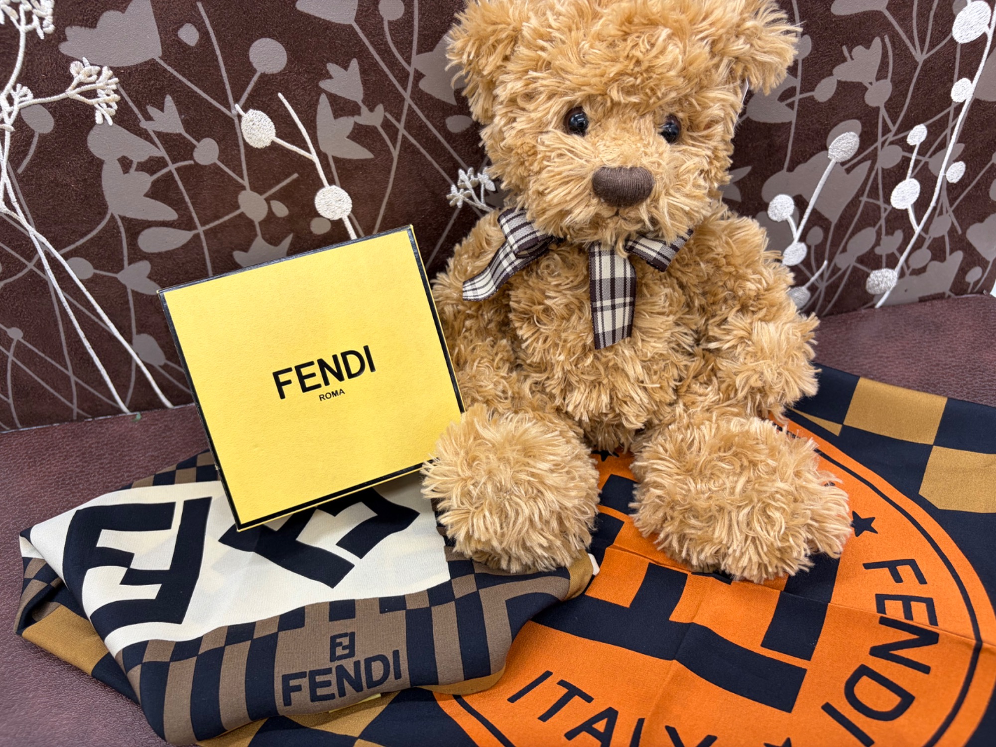 FENDI】ズッカ シルクスカーフのご紹介です｜2026年02月24日