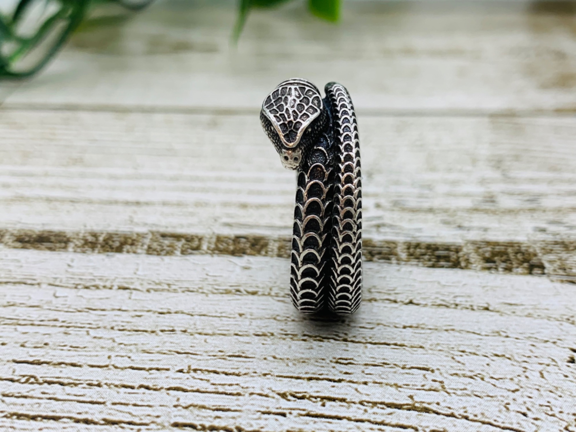 GUCCI(グッチ)のガーデンスネークリングを買取入荷致しました！｜2023