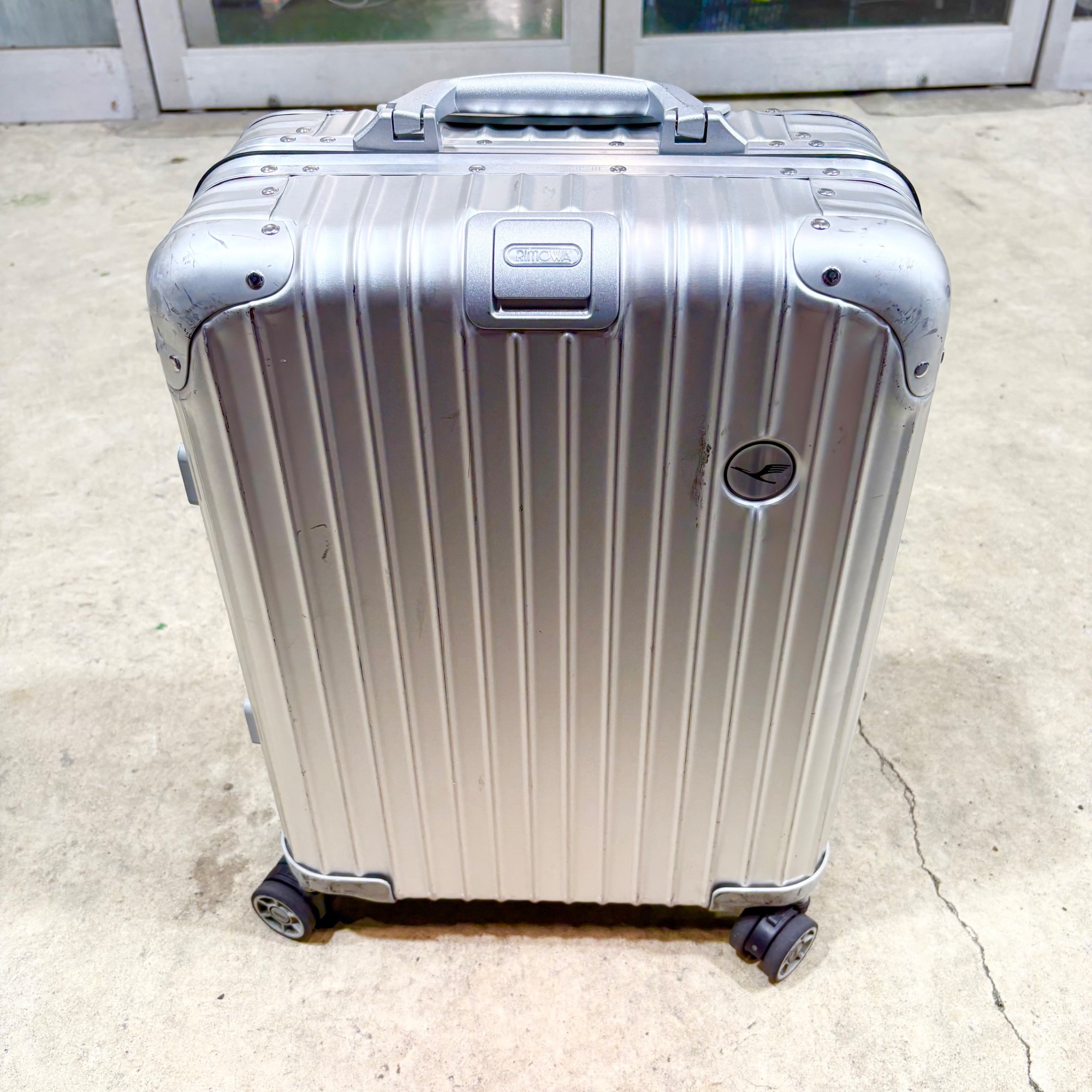 国内未発売品！】RIMOWA(リモワ) スーツケース ルフトハンザ空港コラボ