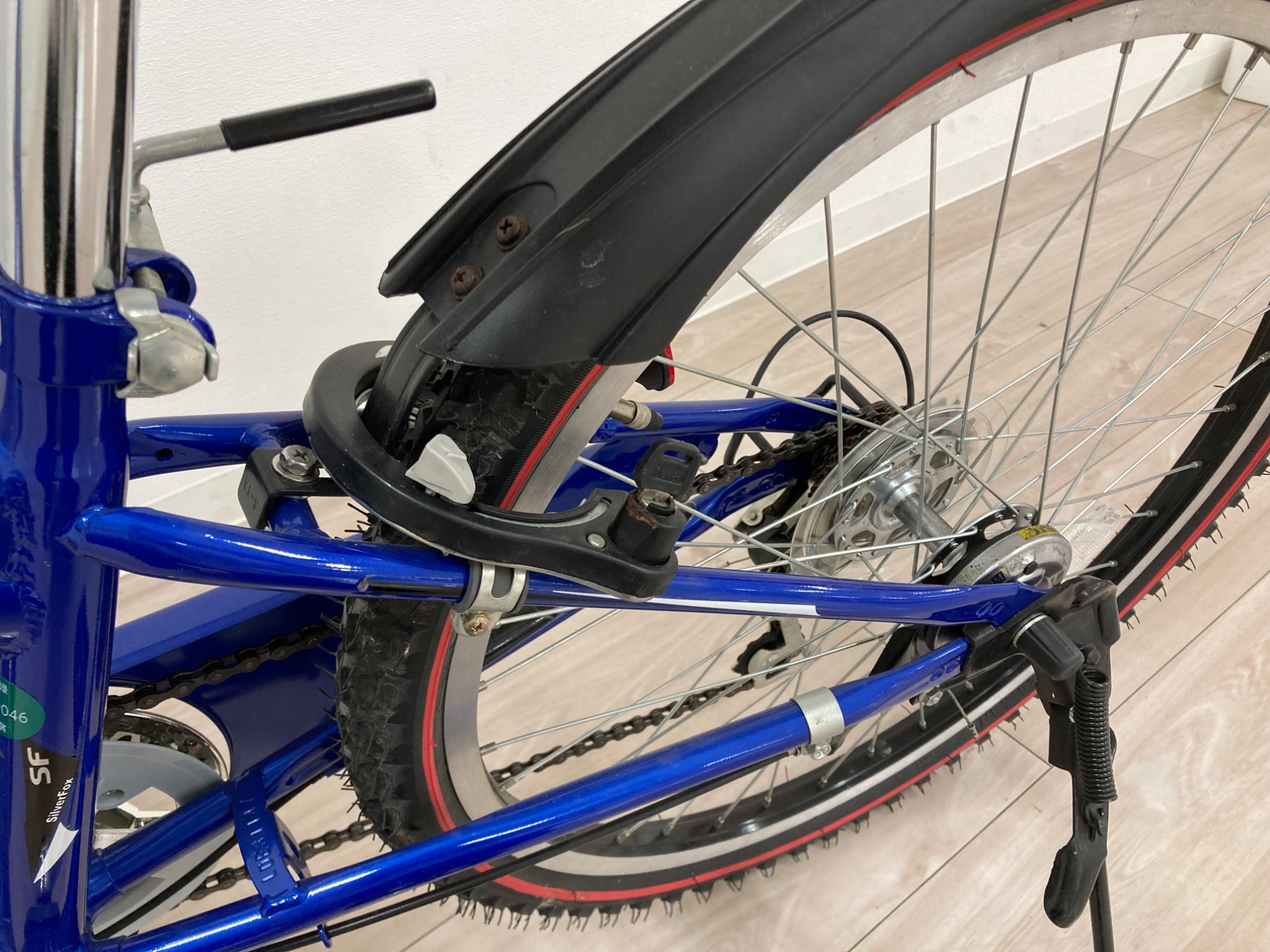 自転車 シルバー 愛知県常滑市 引き取り限定 自転車 シルバー 愛知県