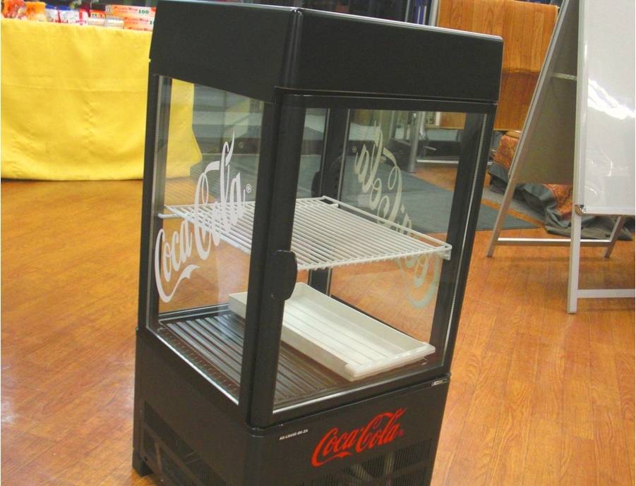昔懐かし?!コカ・コーラデザインの冷蔵ショーケース！！【上尾店