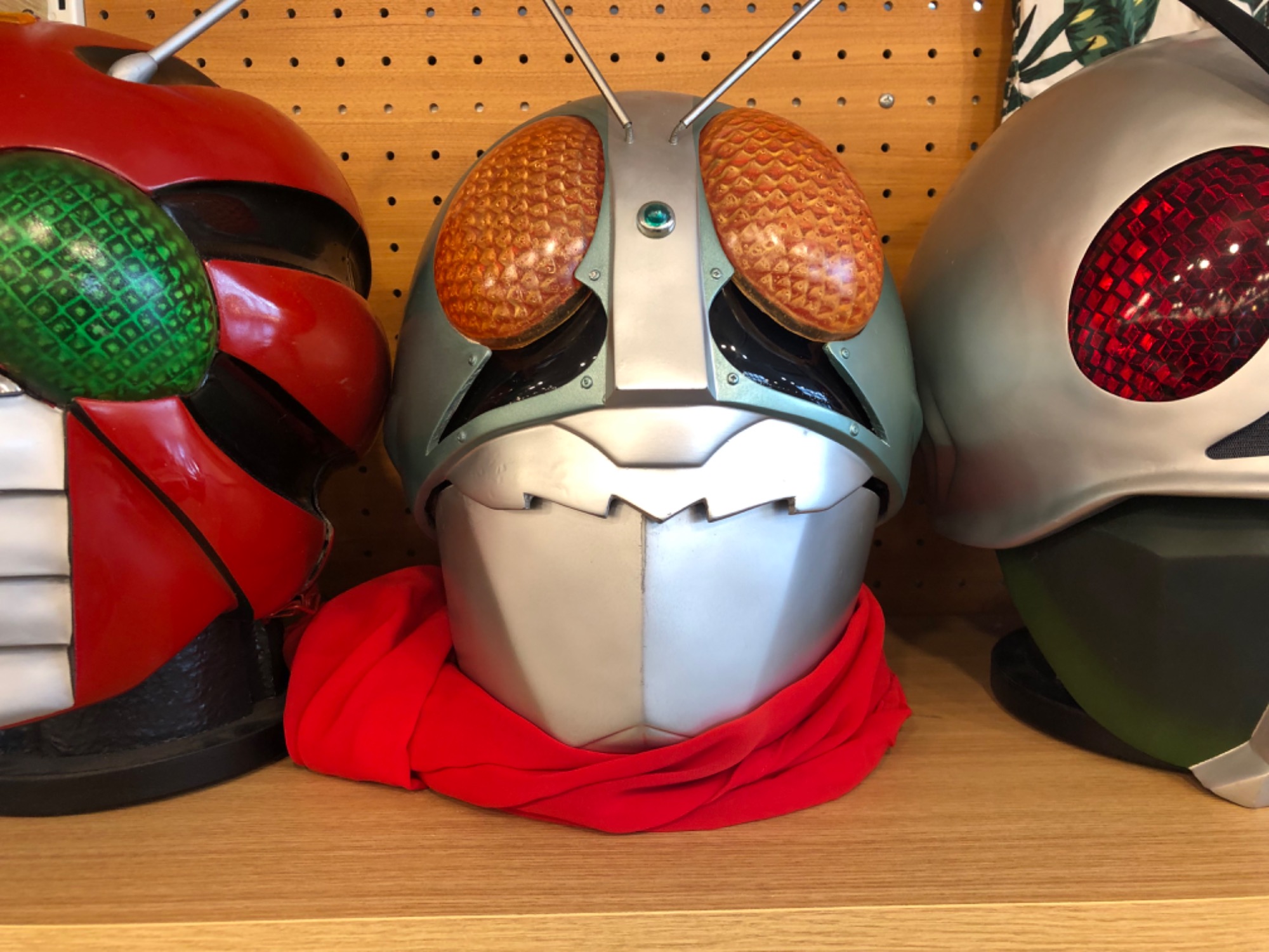 あの時の仮面ライダーがそのまま！！レプリカマスクをいくつか新入荷