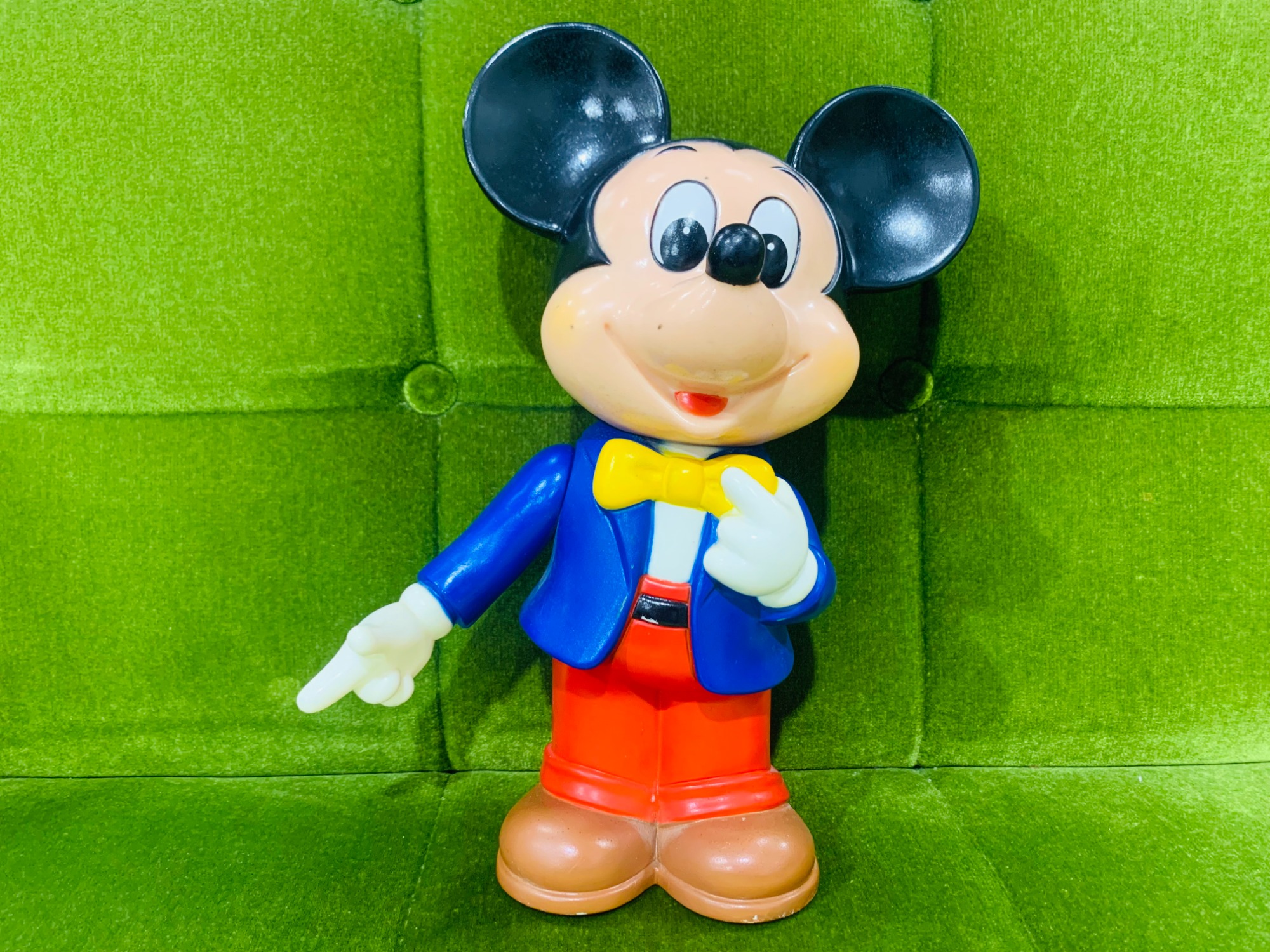 レトロ貯金箱？？貴重なディズニーの貯金箱 ミッキー＆ドナルドが買取