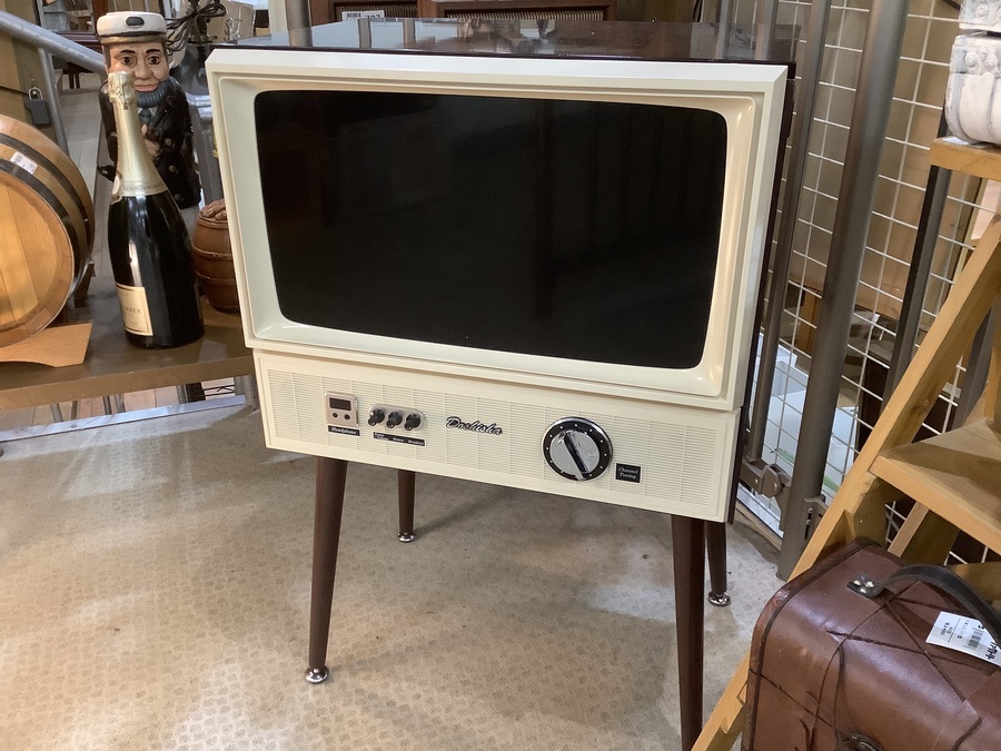 ドウシシャ ヴィンテージ液晶テレビが買取入荷致しました