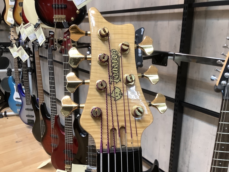 レアな7弦ベース！Tanatos（タナトス）のKFB7-120FM エレキベースが