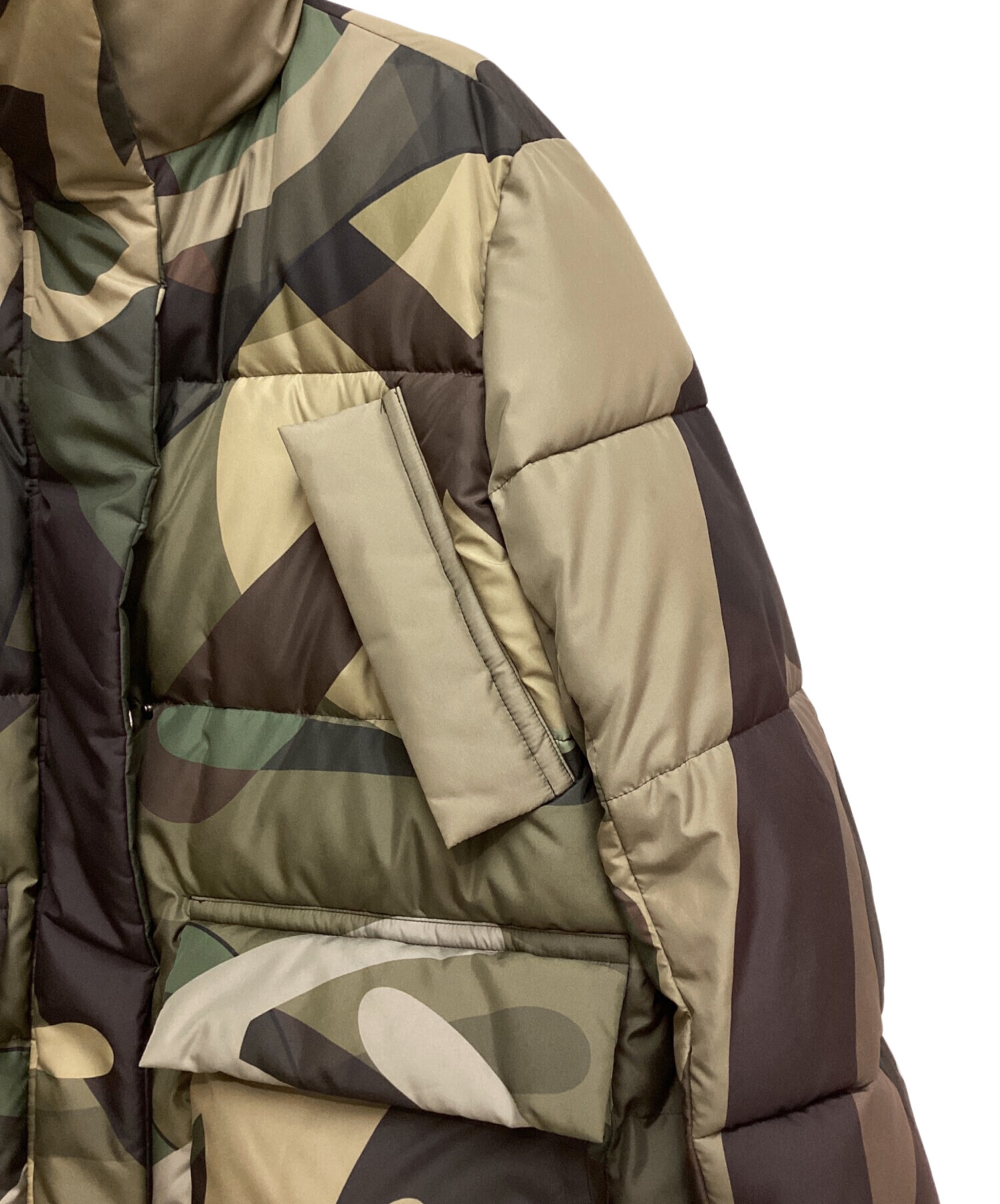 中古・古着通販】sacai (サカイ) KAWS (カウズ) Padded Blouson