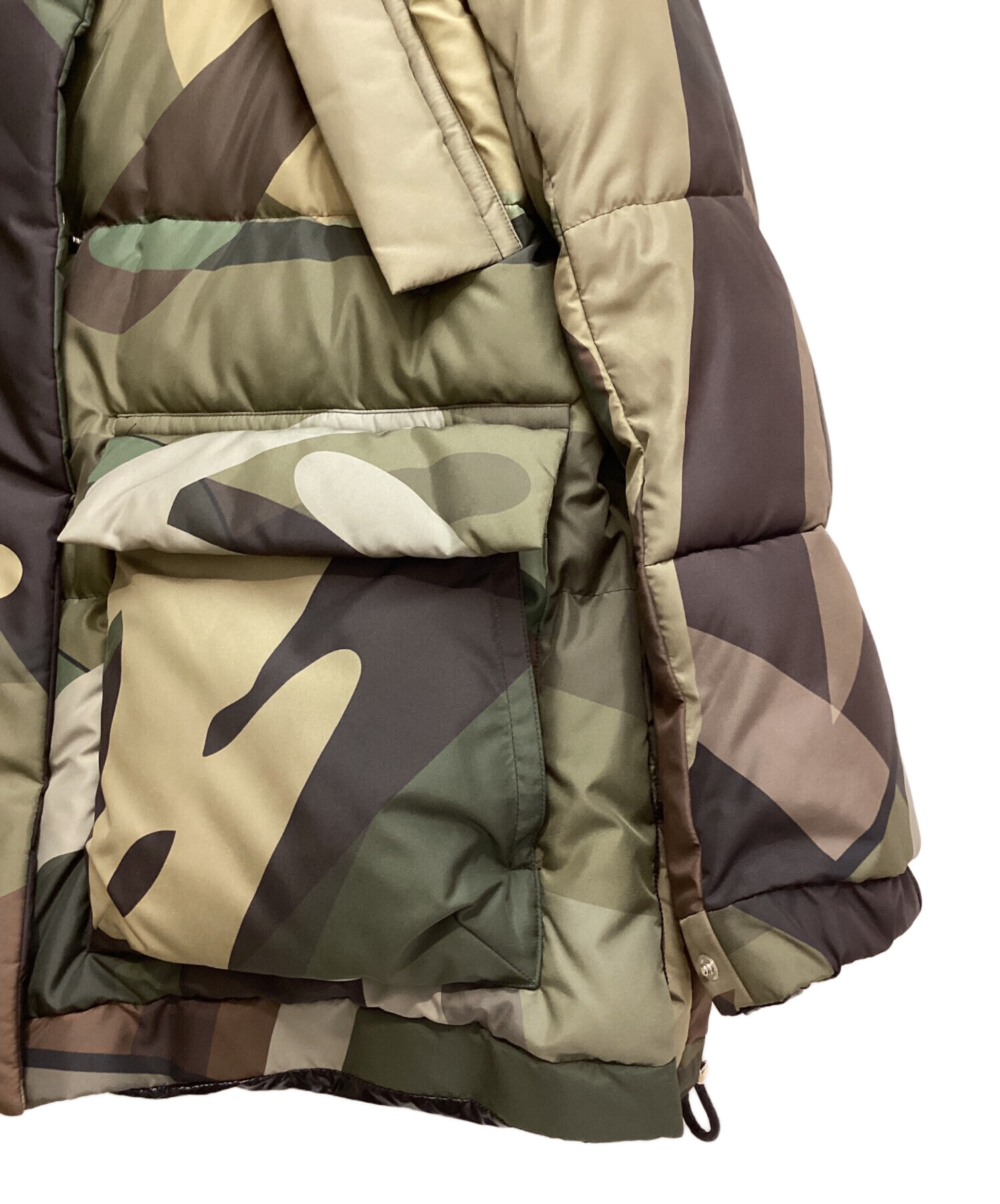 中古・古着通販】sacai (サカイ) KAWS (カウズ) Padded Blouson