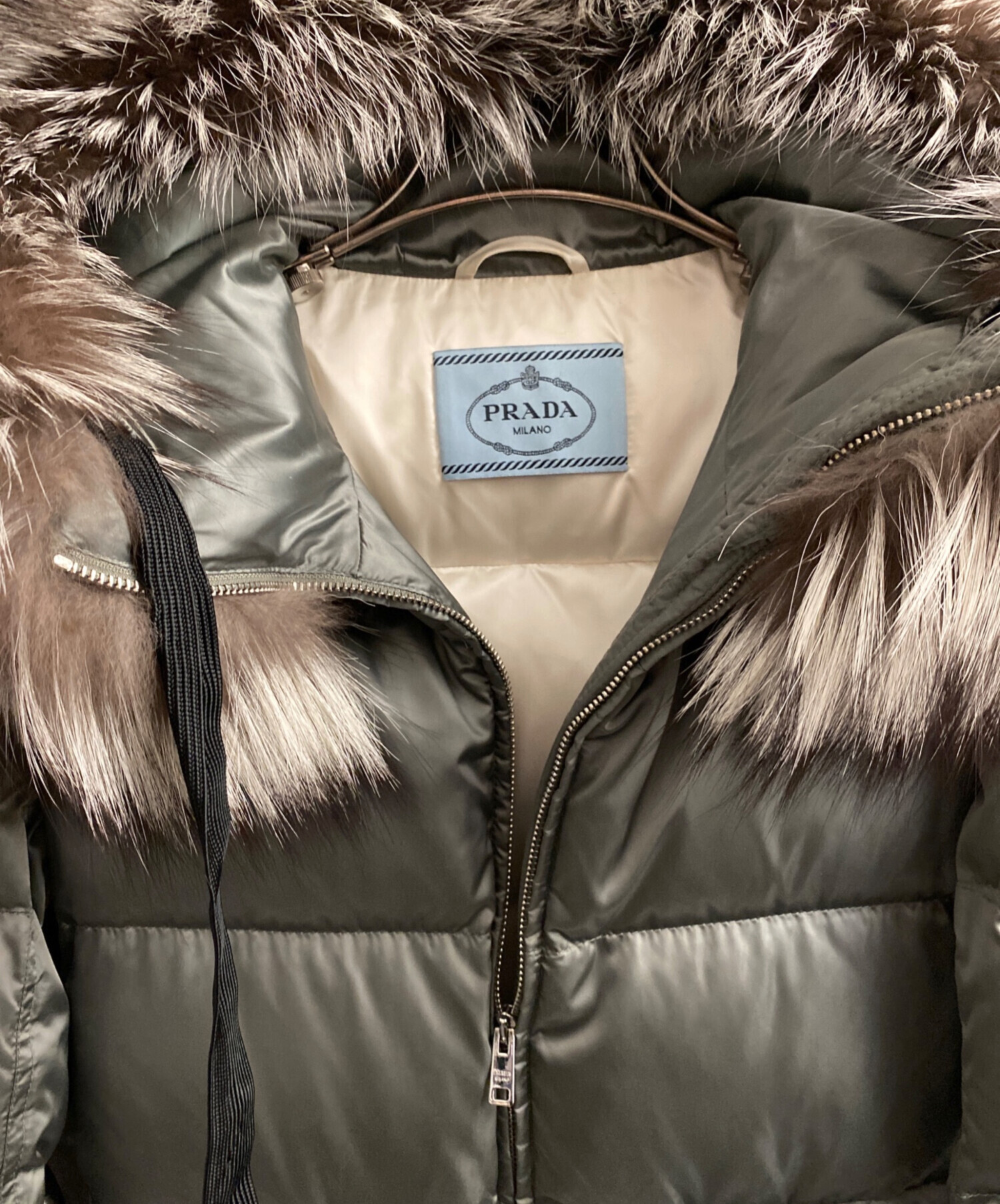 中古・古着通販】PRADA (プラダ) フォックスファーダウンコート カーキ