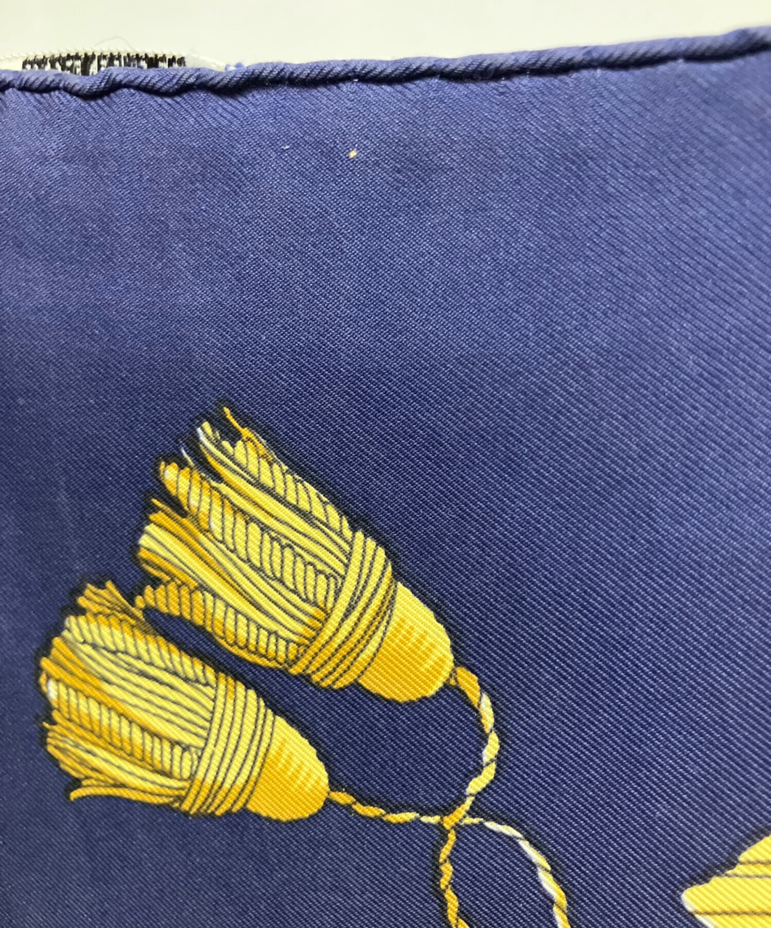 中古・古着通販】HERMES (エルメス) カレ90 クイーンの載冠式 シルク