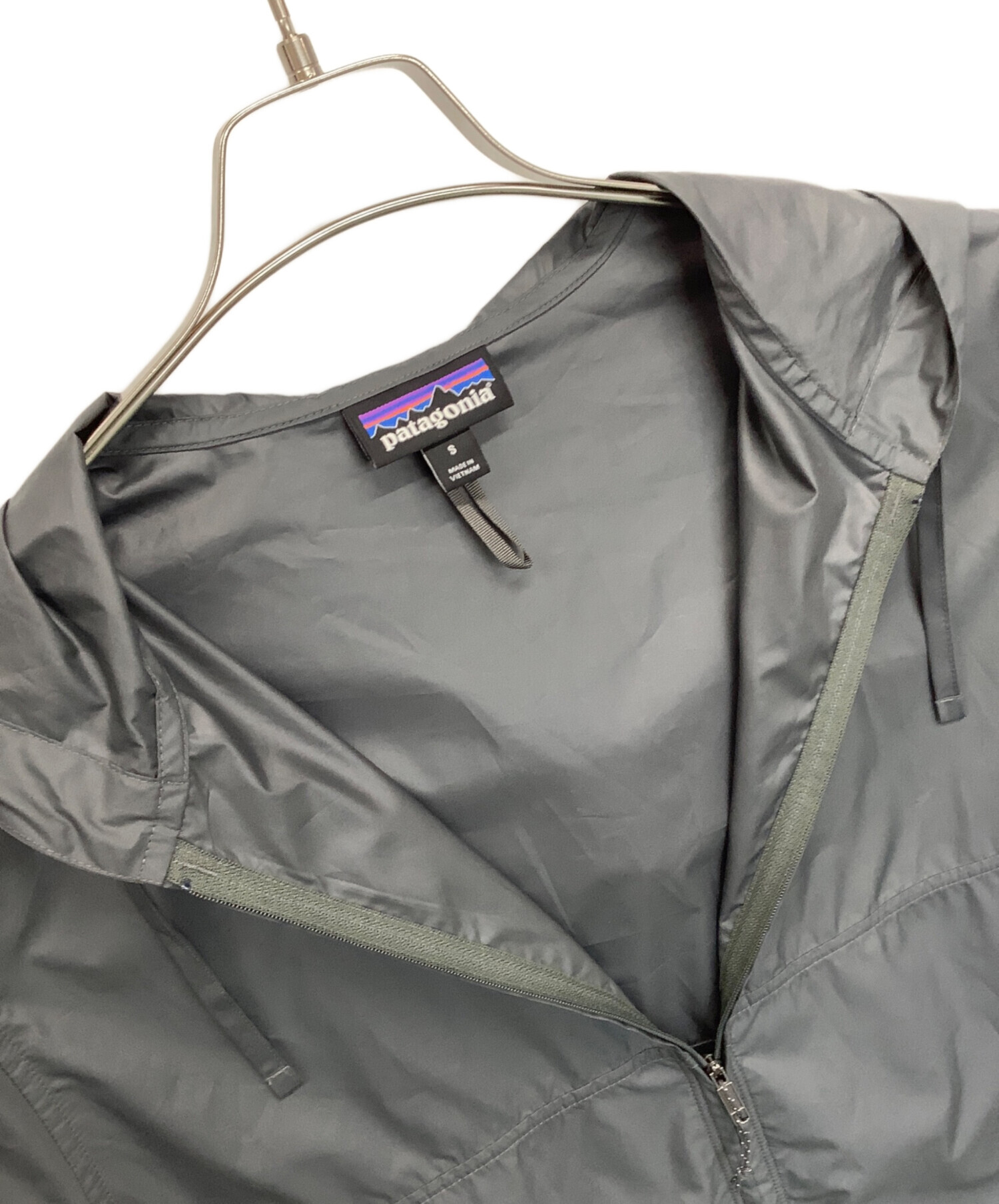 中古・古着通販】Patagonia (パタゴニア) マウンテンパーカー ブラック