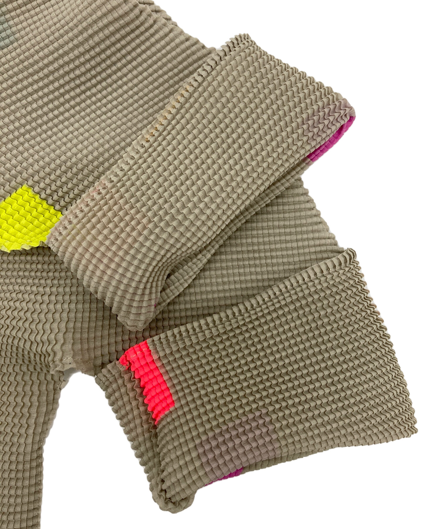 中古・古着通販】me ISSEY MIYAKE (ミーイッセイ ミヤケ) ハイネック