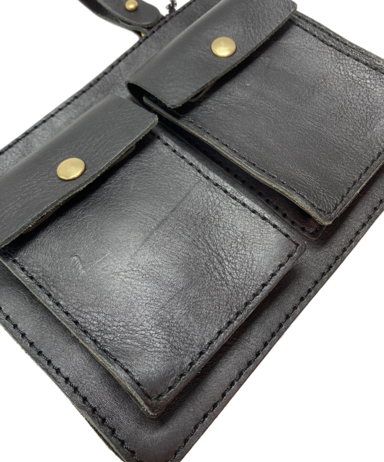 中古・古着通販】Herz (ヘルツ) スクエアレザーベルトポーチ ブラック