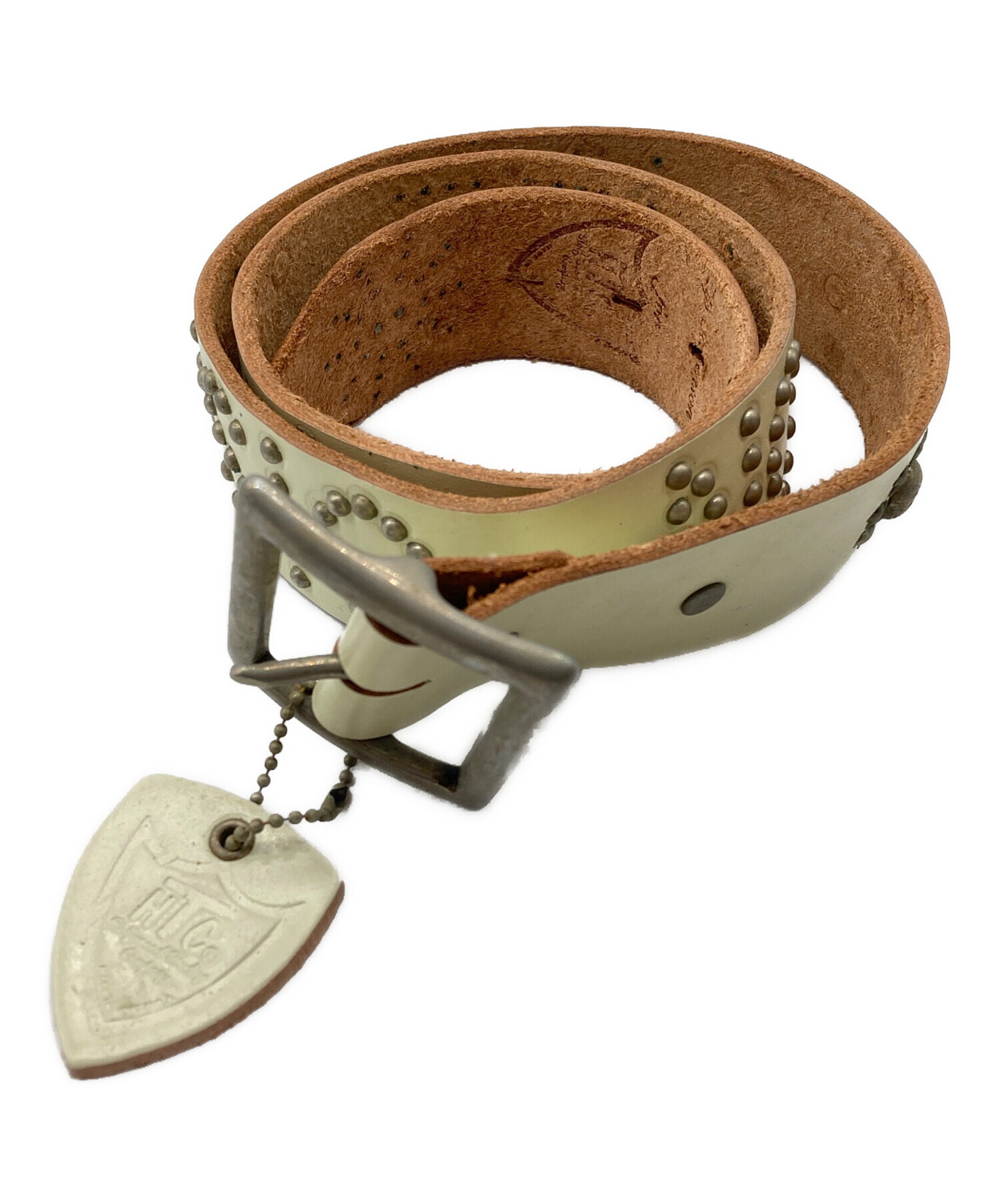 中古・古着通販】htc (エイチティーシー) スタッズベルト ホワイト