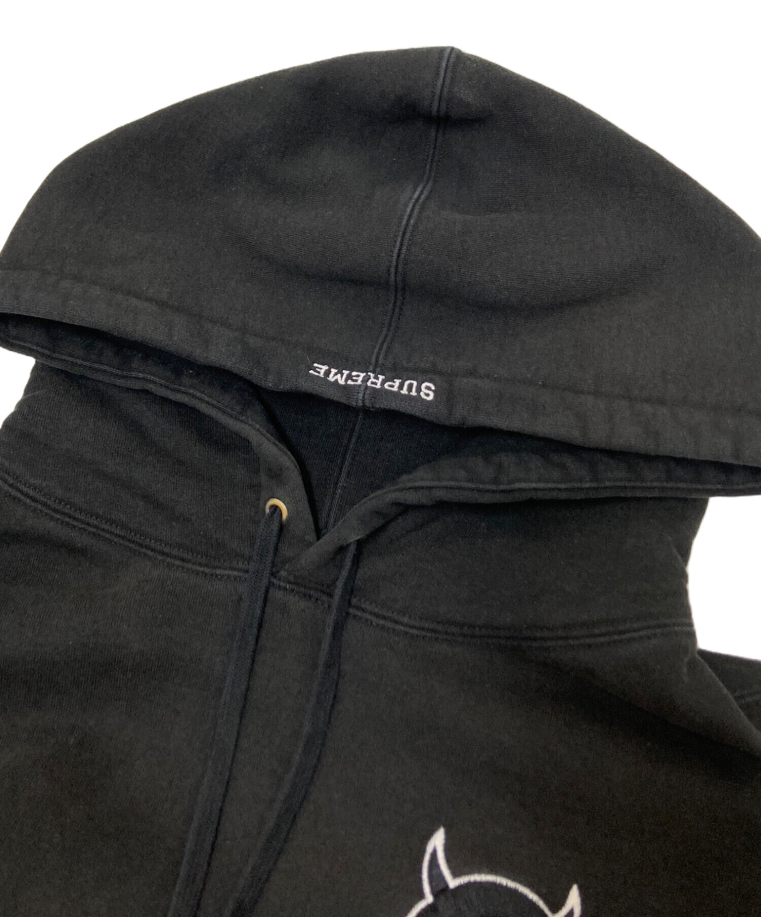 中古・古着通販】Supreme (シュプリーム) ツノSロゴ パーカー ブラック