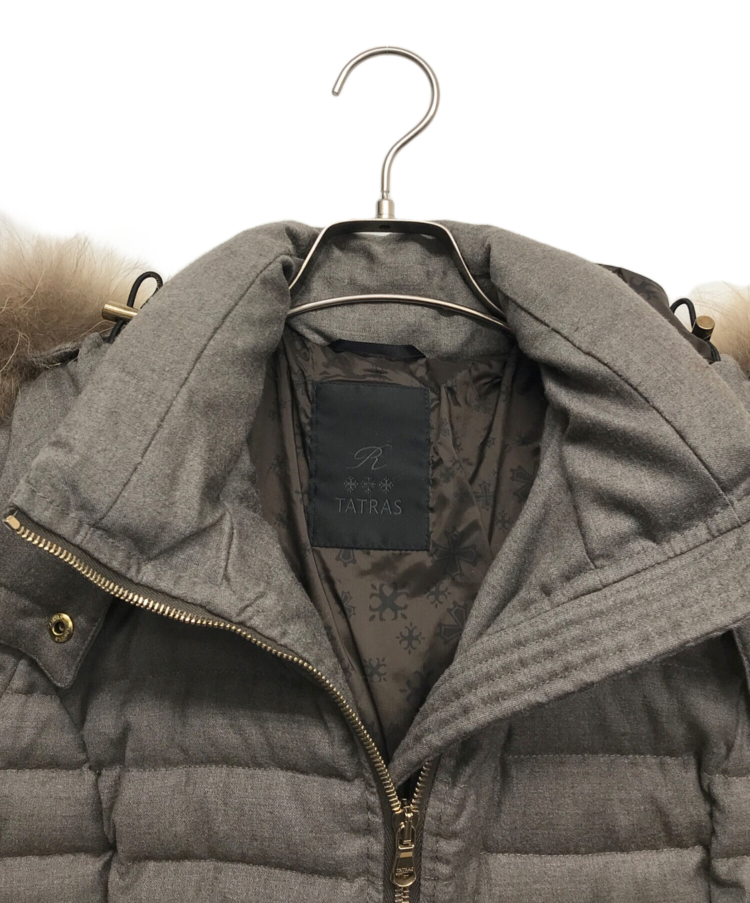 中古・古着通販】TATRAS (タトラス) PRIMULA R-LINE ウール ミドル丈