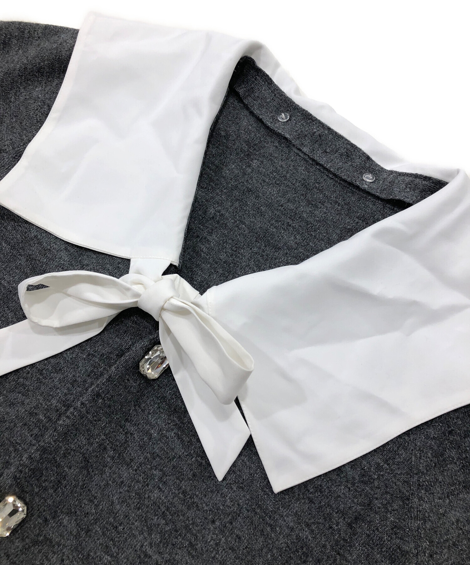 中古・古着通販】Bibiy. (ビビィ) PENELOPE COLLAR KNIT グレー サイズ