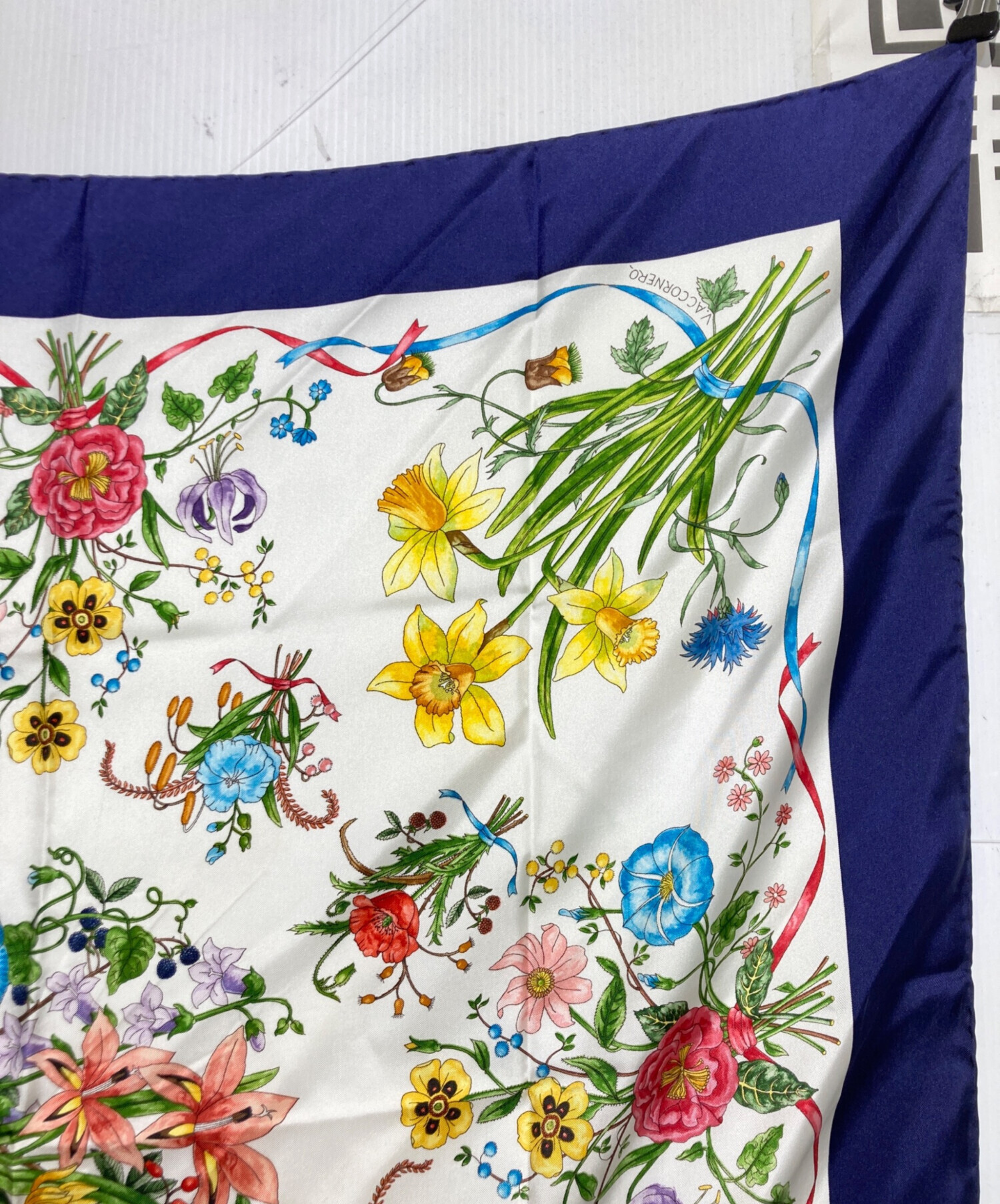 中古・古着通販】GUCCI (グッチ) 大判シルクスカーフ ネイビー