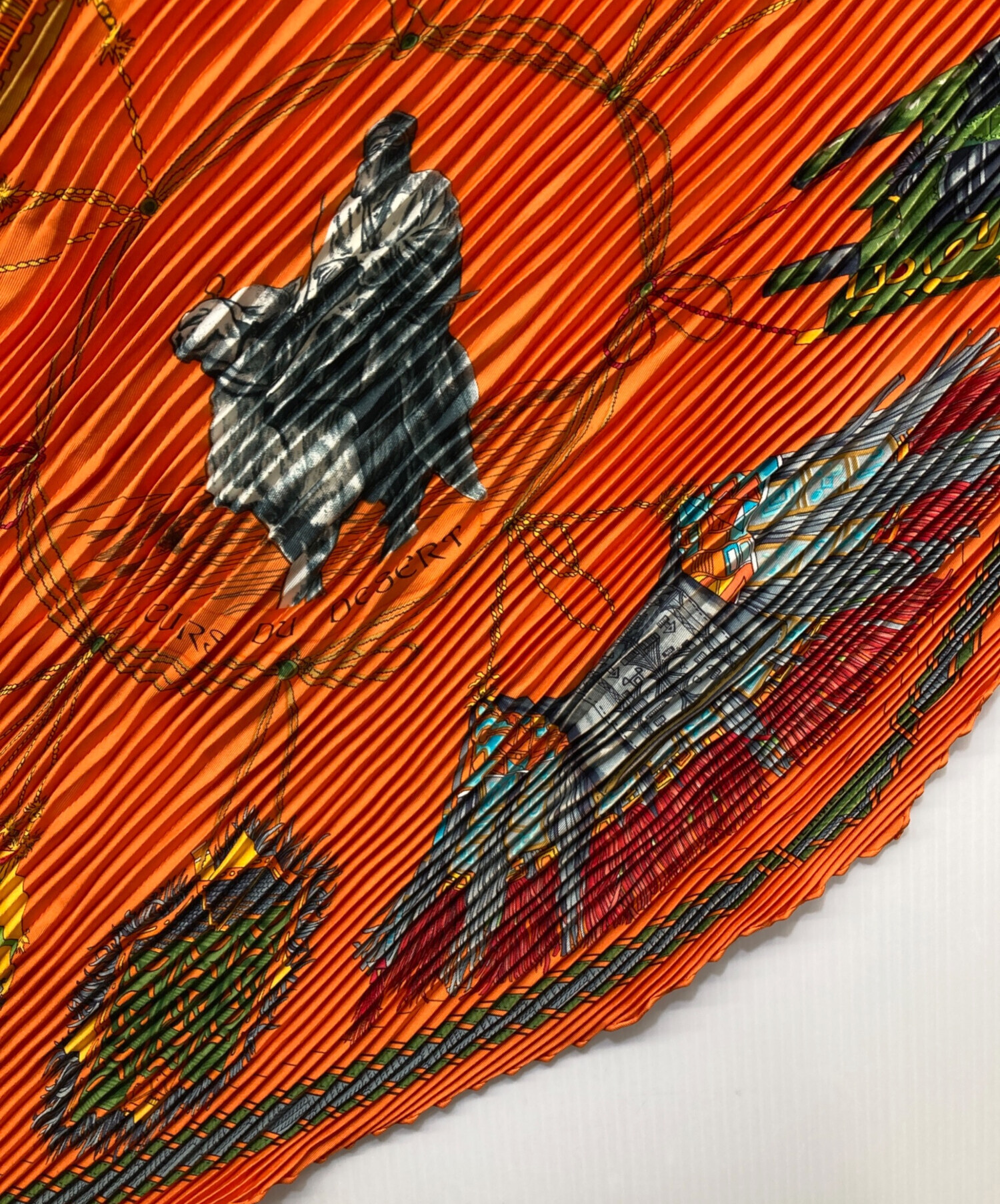 中古・古着通販】HERMES (エルメス) カレ90 プリーツスカーフ オレンジ