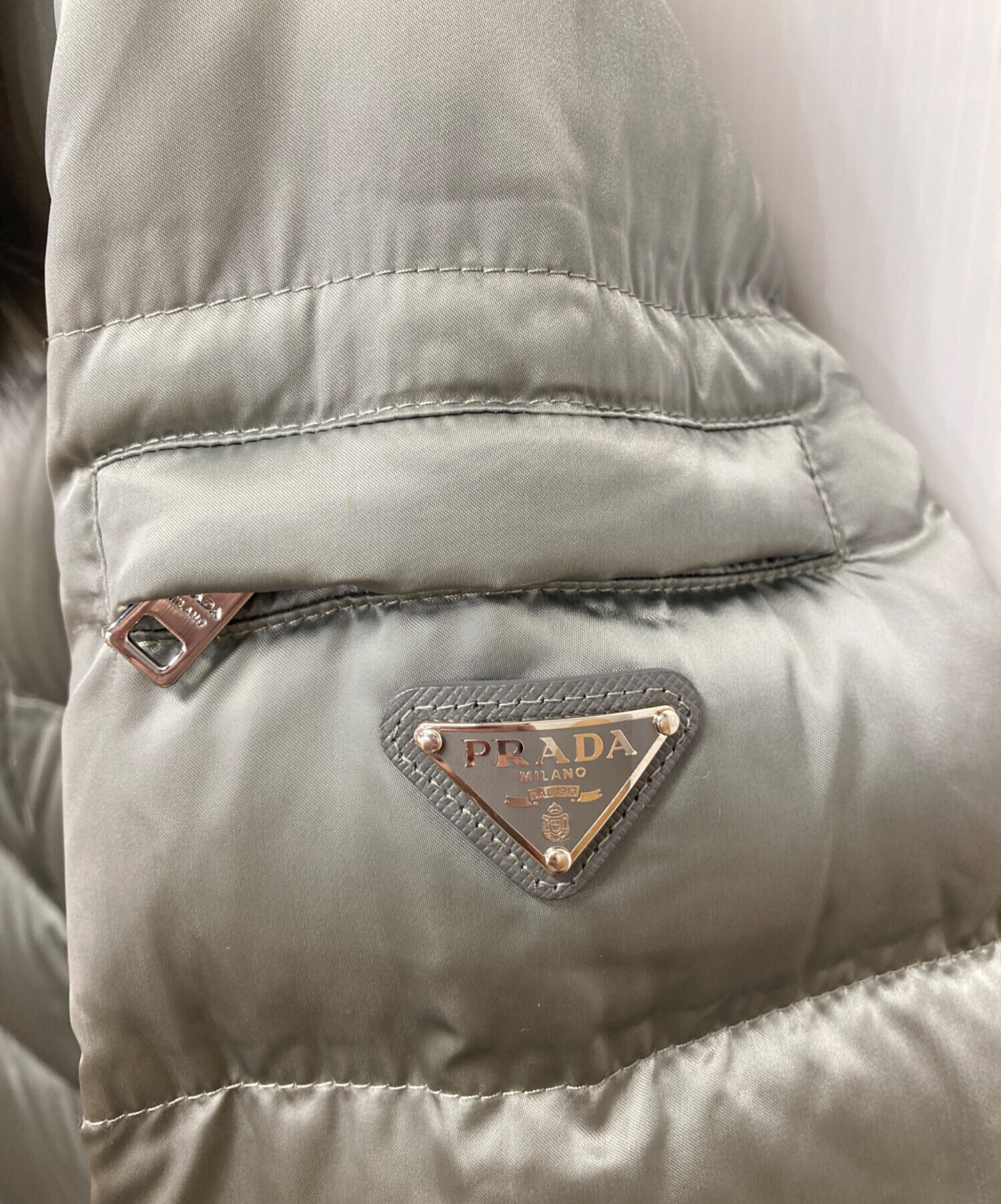 中古・古着通販】PRADA (プラダ) ダウンジャケット グレー サイズ:M