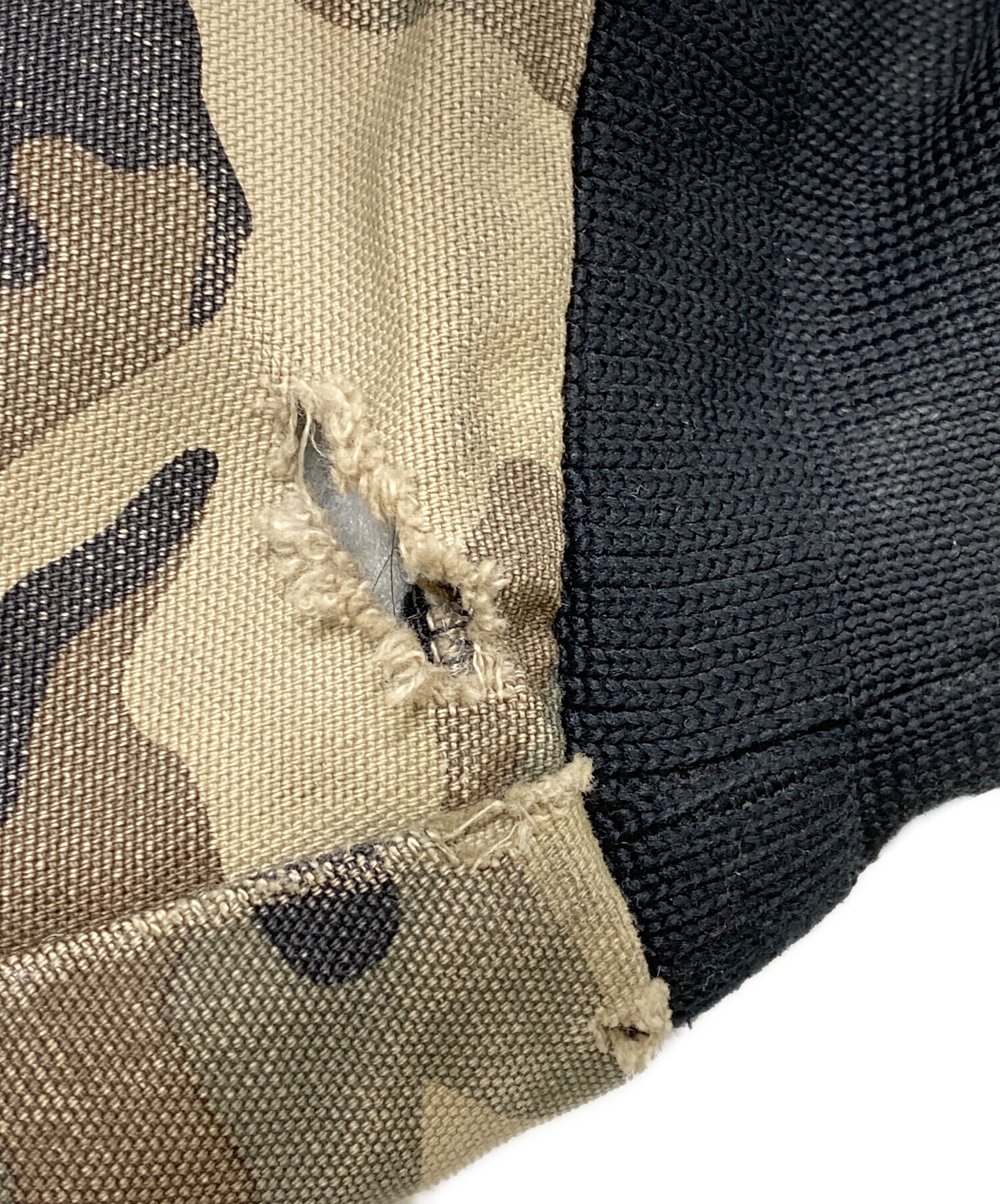 中古・古着通販】CarHartt (カーハート) カモフラ柄アクティブ