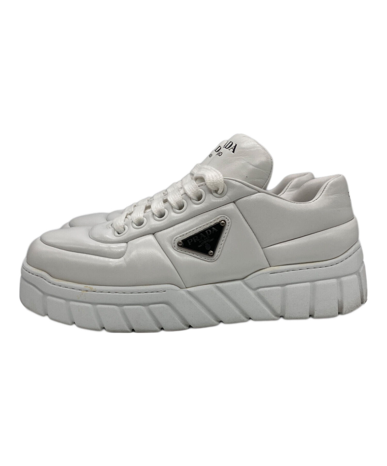 中古・古着通販】PRADA (プラダ) パデッドレザー 三角ロゴ厚底