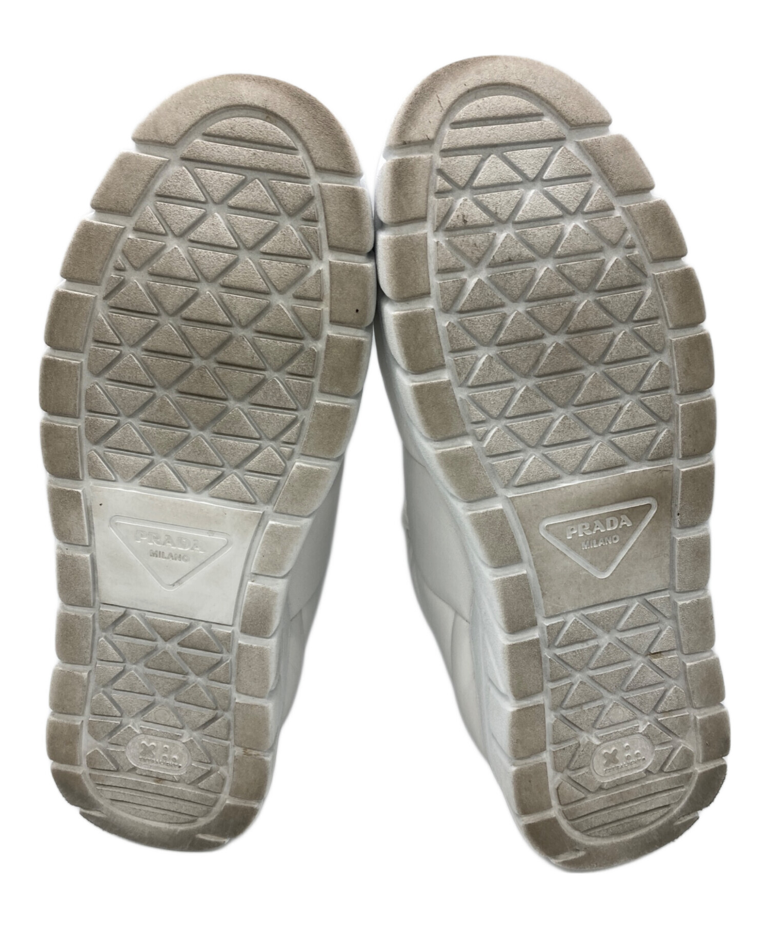 中古・古着通販】PRADA (プラダ) パデッドレザー 三角ロゴ厚底