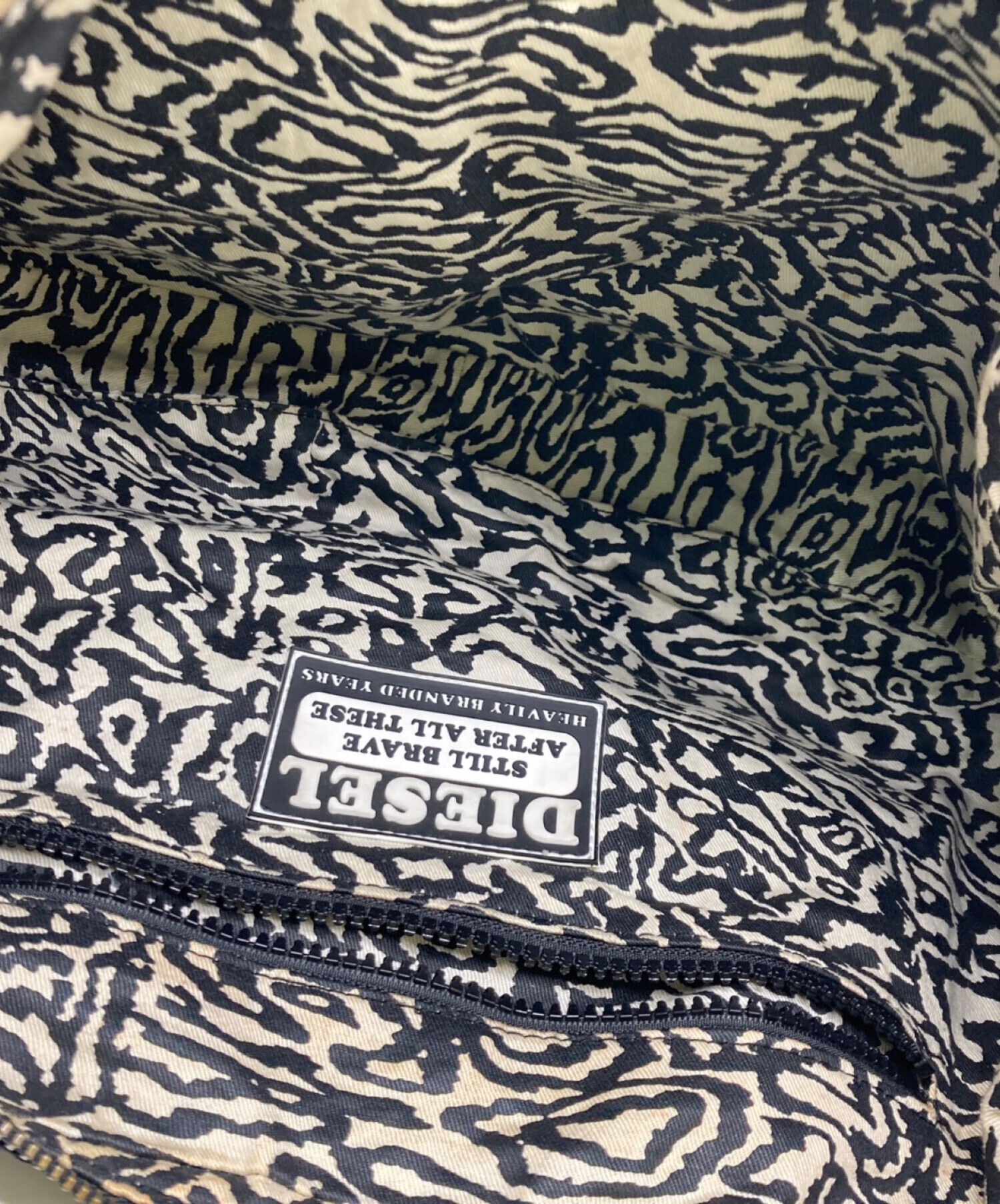 中古・古着通販】DIESEL (ディーゼル) 00s 三日月ショルダーバッグ