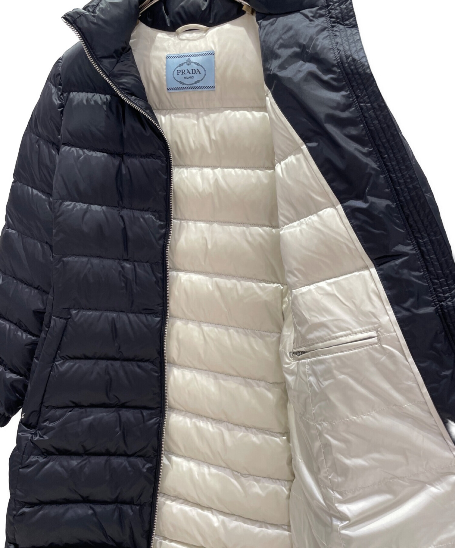 中古・古着通販】PRADA (プラダ) ベルト付きダウンコート ブラック