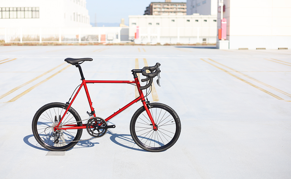 人気のスタイリッシュなミニベロロードFUJI HELION R | TWOPEDAL