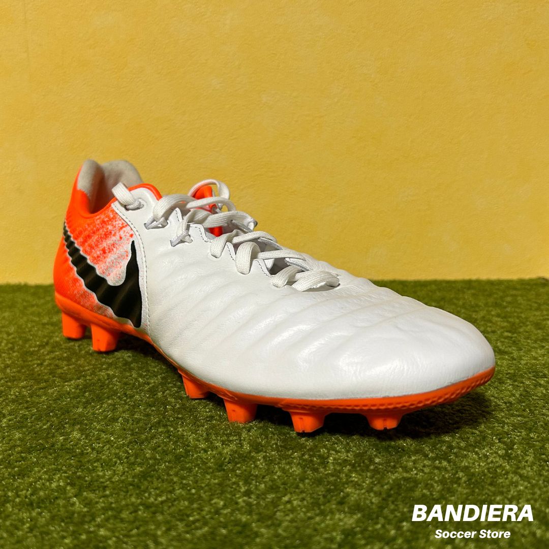 ナイキ】サッカースパイク ティエンポ レジェンド 7 PRO HG（ホワイト