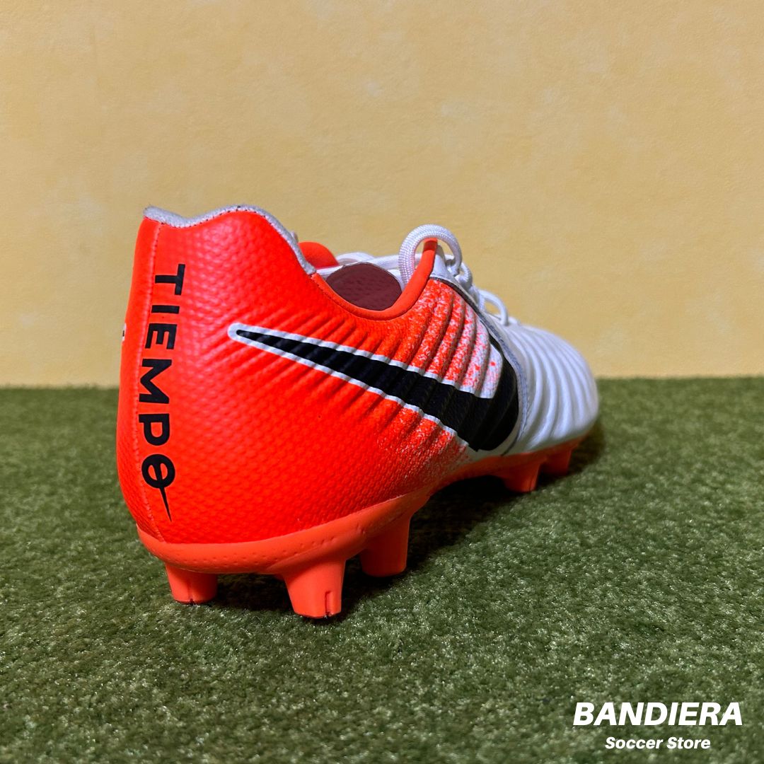 ナイキ】サッカースパイク ティエンポ レジェンド 7 PRO HG（ホワイト