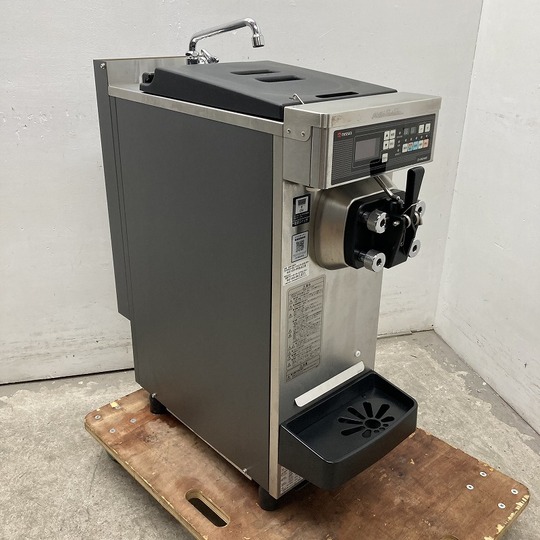 ソフトクリームフリーザー 2022年製 CI-9624AE 日世 3相200V W298×D739