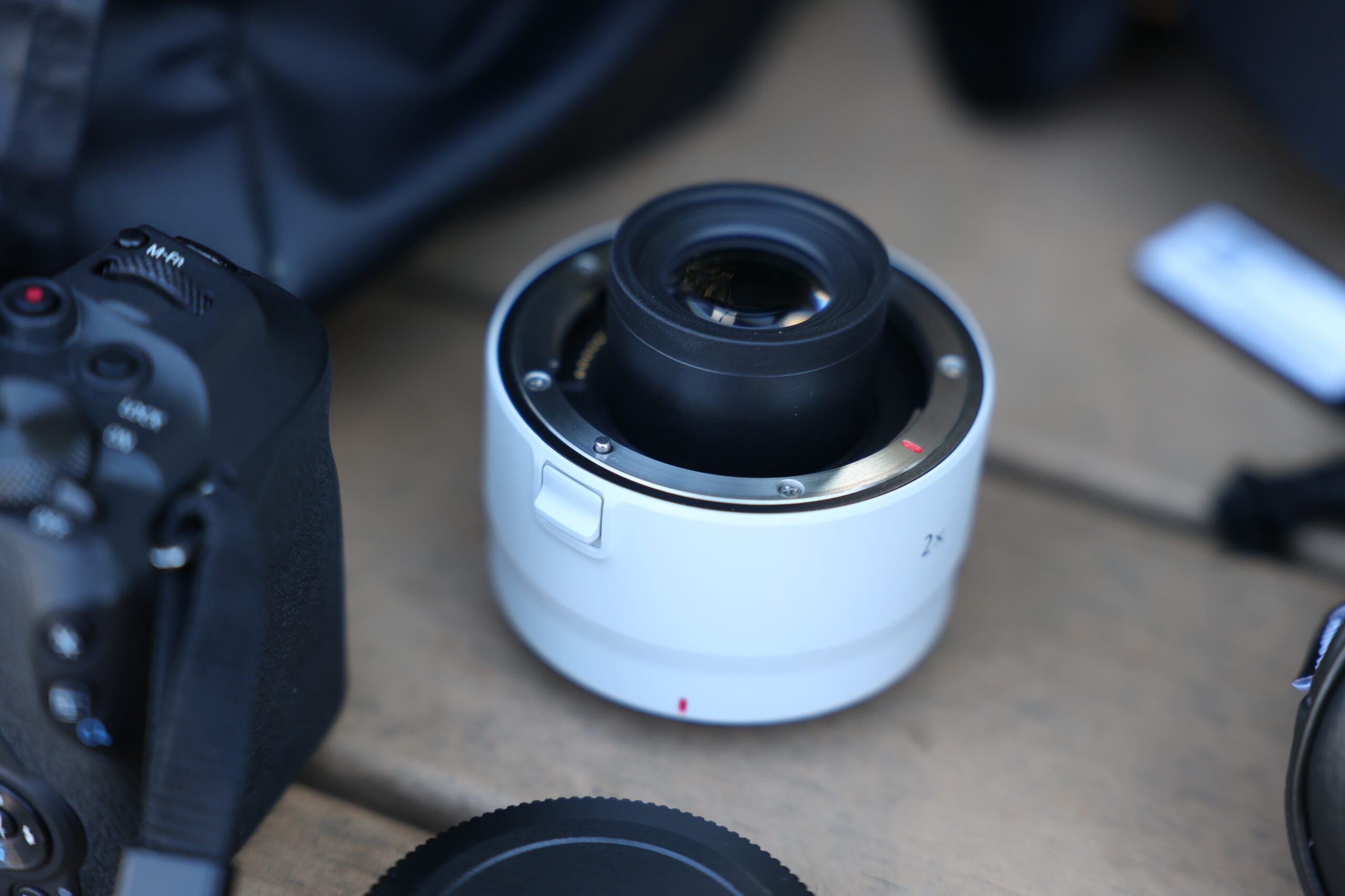 レビュー】Canon EXTENDER RF2x：利点と欠点を徹底解説 | TechTerrace