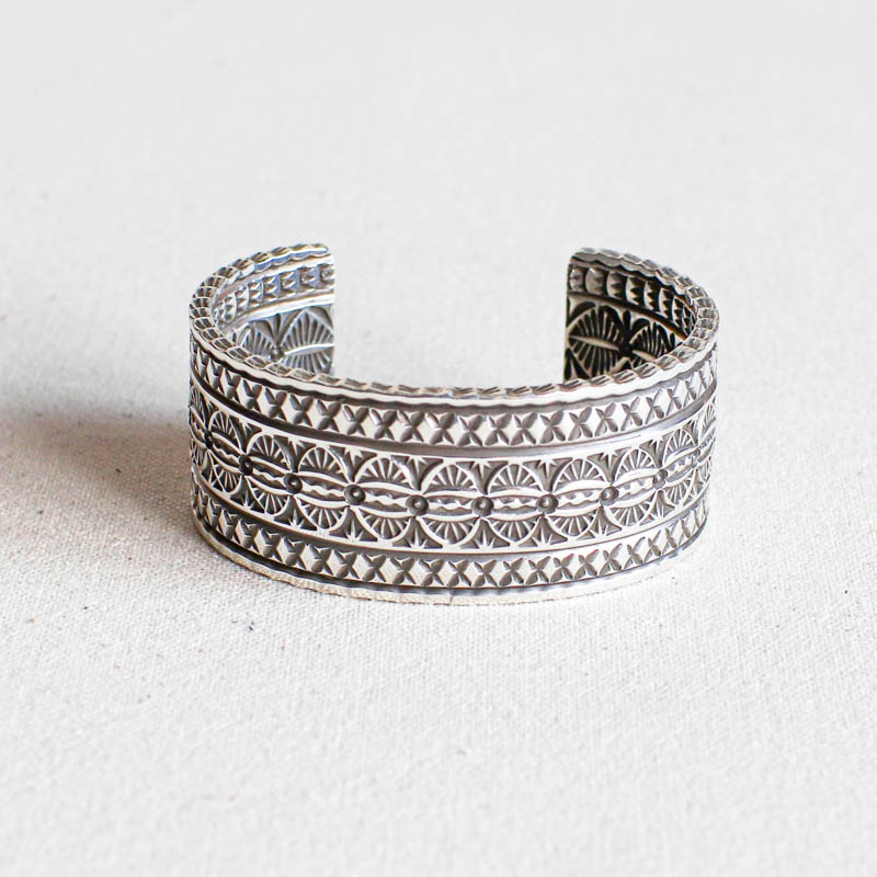 NATIVE AMERICAN JEWELRY / 存在感と迫力があるモノが入荷 – UNCLE SAM