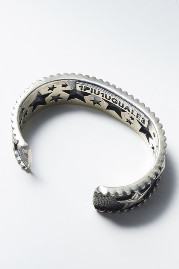 1piu1uguale3×CODY SANDERSON ウノピゥウノウグァーレトレ×コディ