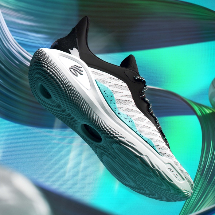 カリー11｜UNDER ARMOUR（アンダーアーマー）