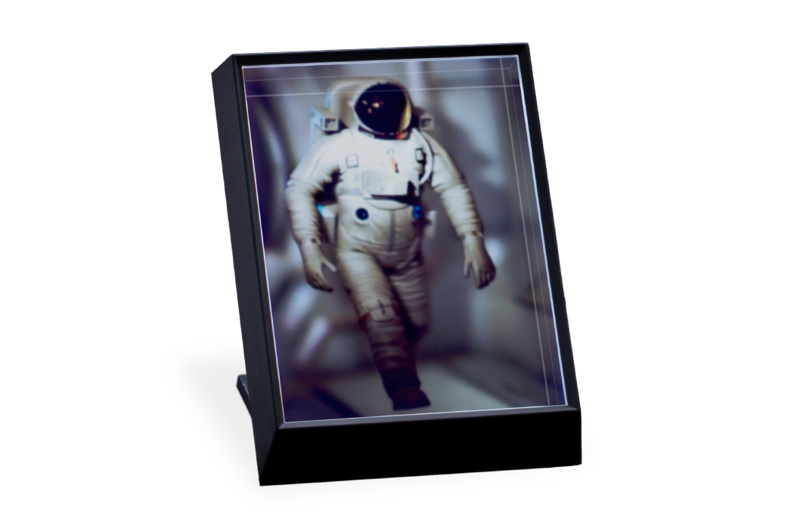 Looking Glass Portrait | 3D表示 光線再生型 小型ディスプレイ | 海外