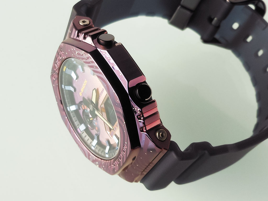 GM-2100MWG-1AJR／カシオ「G-ショック」2100 シリーズ限定モデル