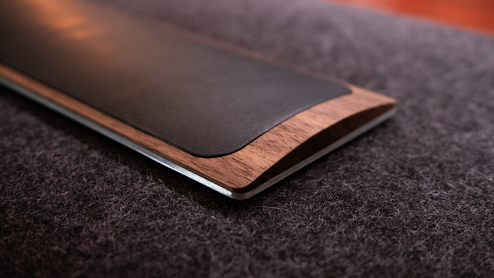 GROVEMADE Keyboard Wrist Restをレビュー｜モダンで美しいウッド