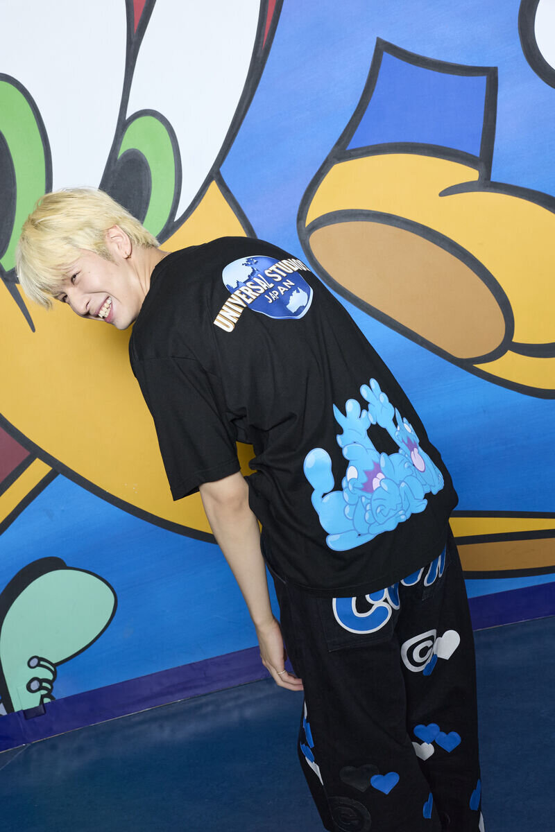 LOVE HAS NO LIMITチャリティグッズ第三弾 SNS世代が注目する覆面現代